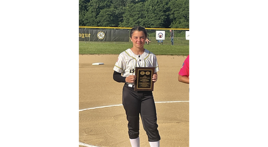 2025 Jim Davis Recipient for Softball - Emily Militch